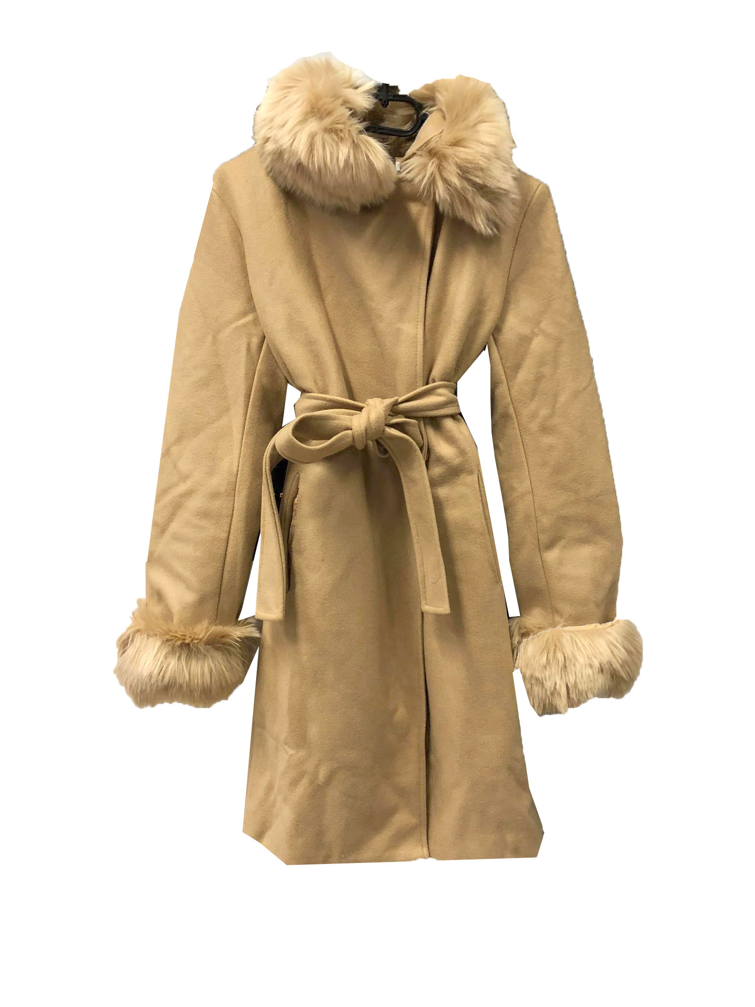 Piękny damski płaszcz - obrazek 6