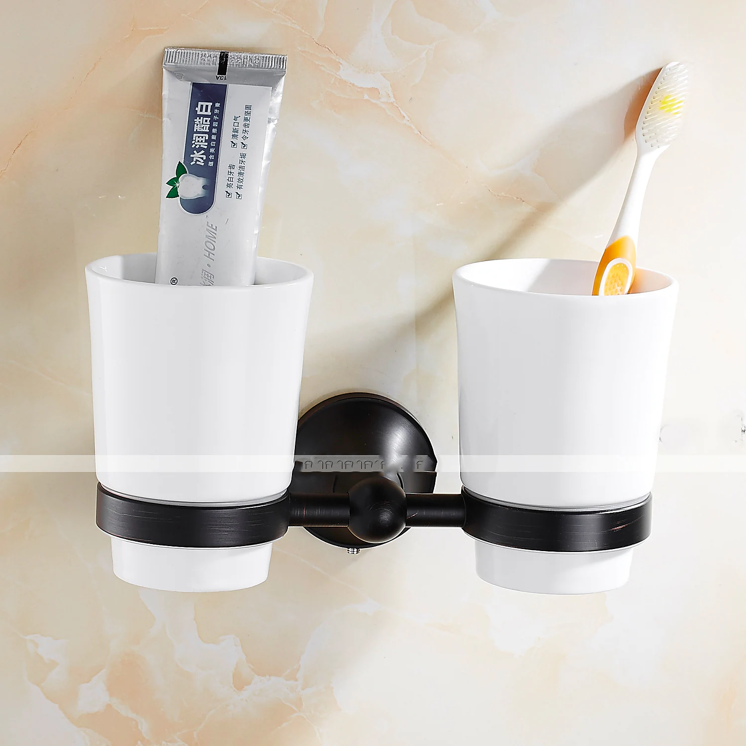 PODWÓJNY UCHWYT Z KUBKIEM NA SZCZOTECZKI I PASTĘ - obrazek 2