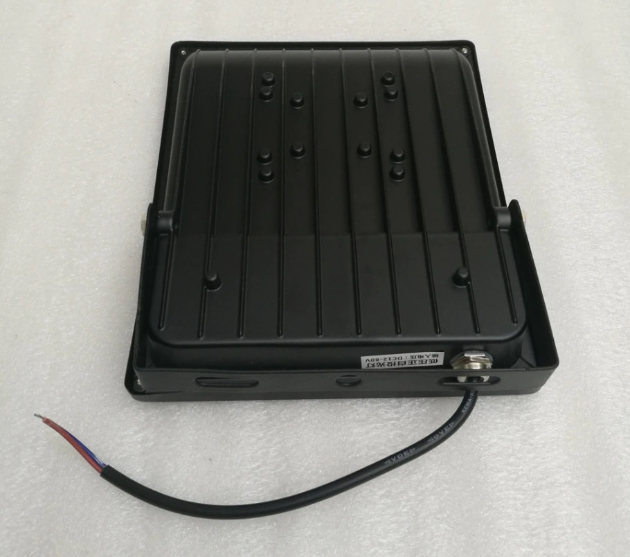 Naświetlacz LED 30W IP65 - obrazek 3