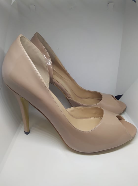 Damskie czółenka na obcasie powystawowe - obrazek 3