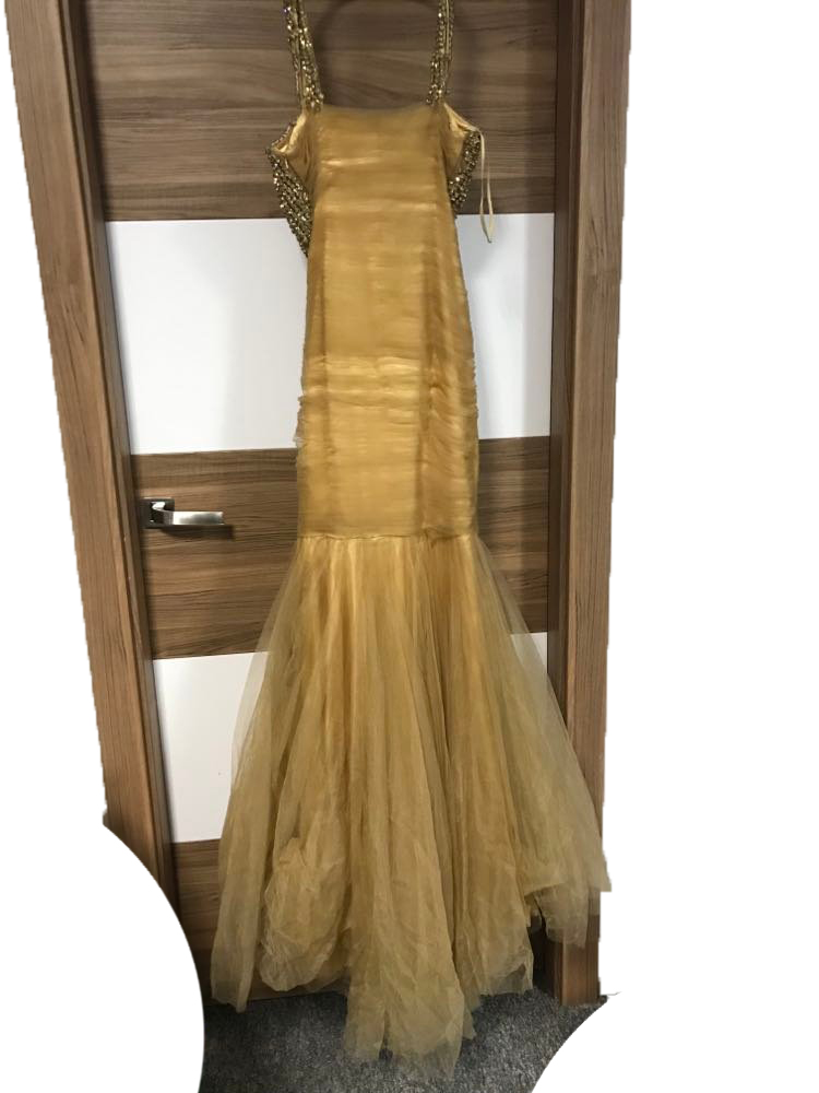 Tiulowa sukienka cekiny - obrazek 3