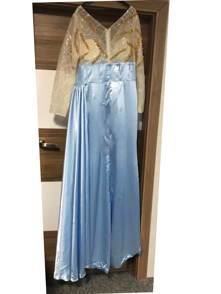 Satynowa sukienka wieczorowa w stylu Elzy - obrazek 4