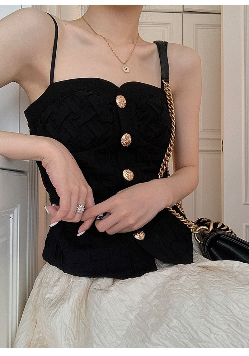 Damska czarna koszulka na ramiączkach - obrazek 6