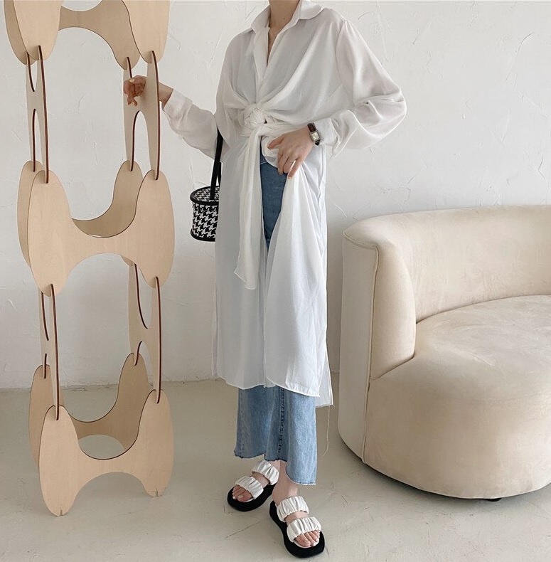 Damskie plisowane klapki białe roz. 39 - obrazek 2