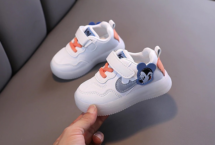 Dziecięce świecące buty z Myszką Mickey - obrazek 3