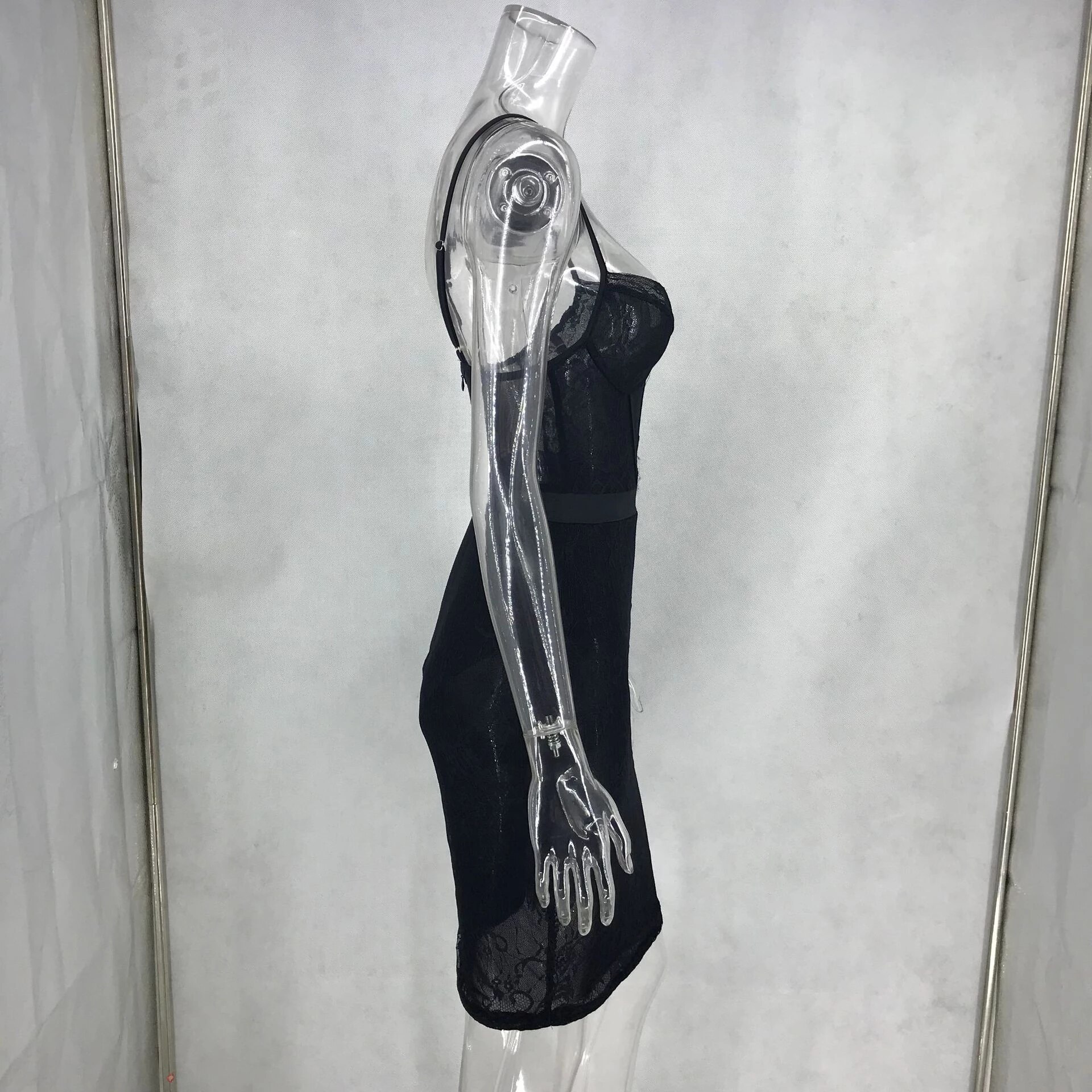 Damska koronkowa letnia sukienka - obrazek 4