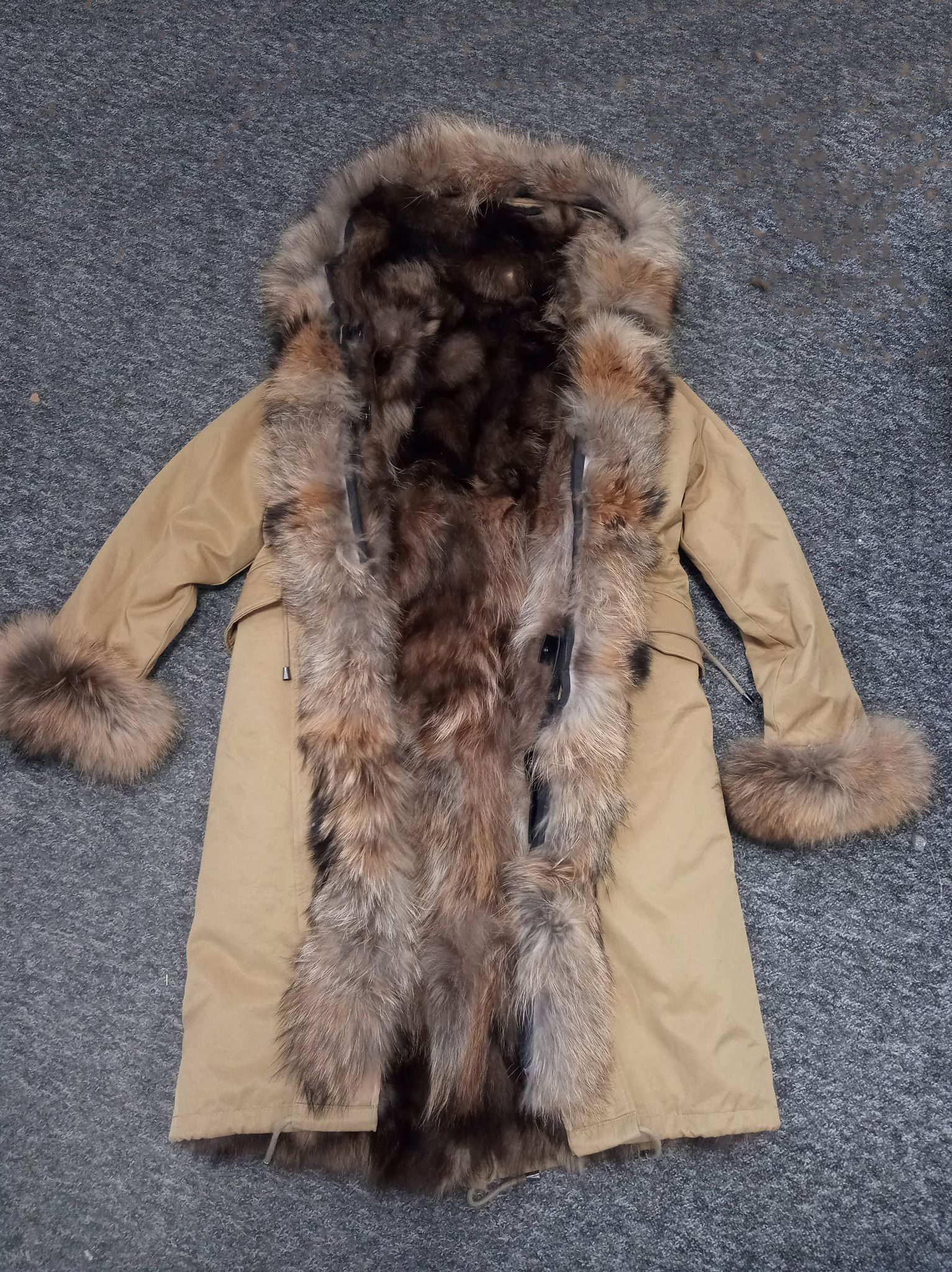 Damska parka 3w1 z odpinaną futrzaną podszewką - obrazek 2