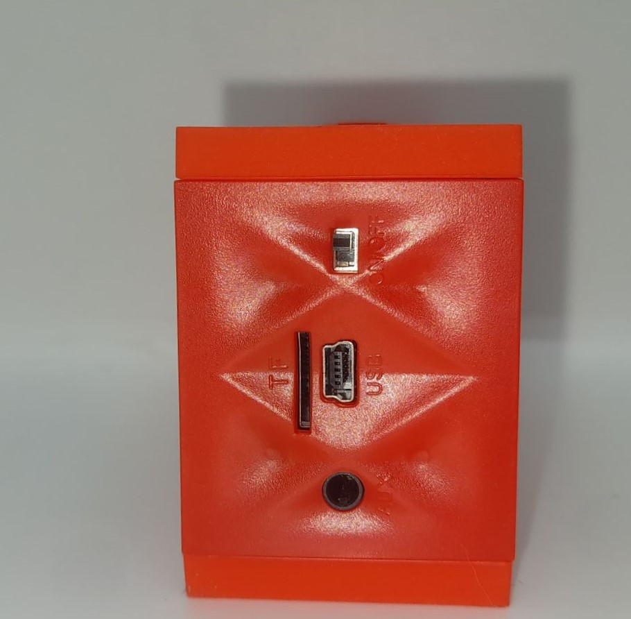 Przenośny głośnik bluetooth - obrazek 4