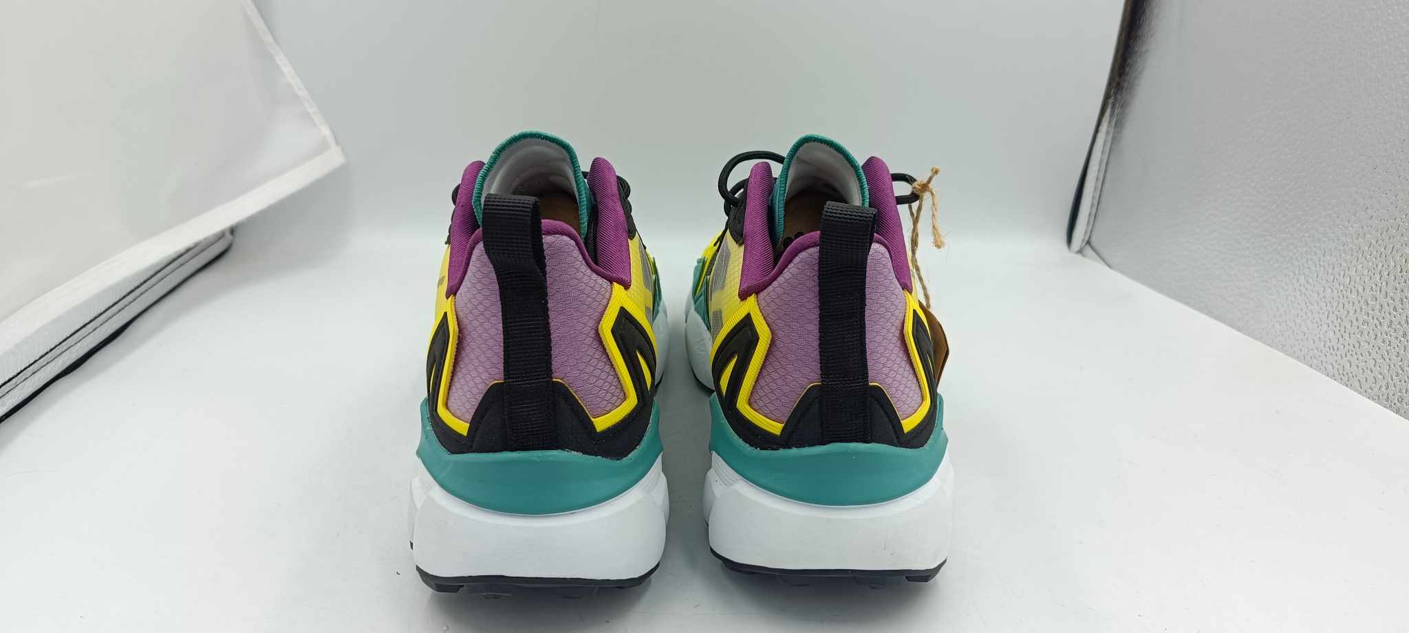 Męskie sneakersy w stylu CASUAL 28,5 CM - obrazek 6