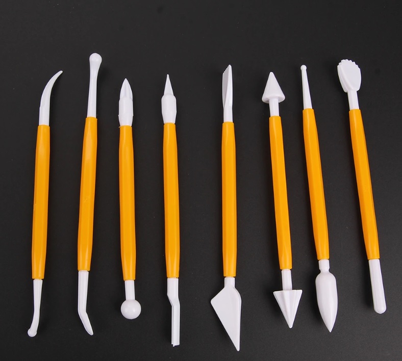 Zestaw do dekoracji ciast 46 elementów - obrazek 5