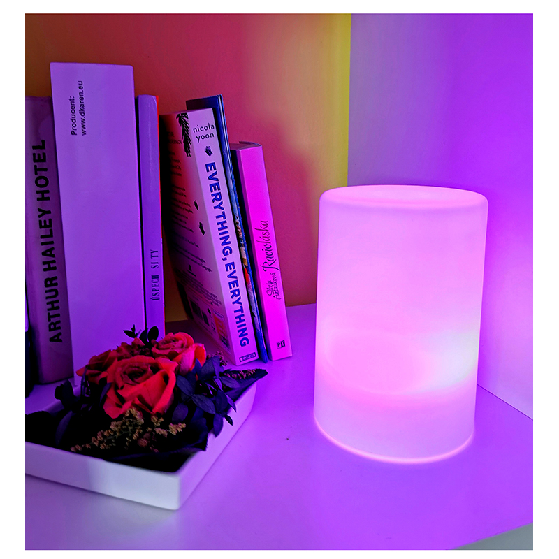 LAMPKA NOCNA LED 15 KOLORÓW + PILOT - obrazek 7