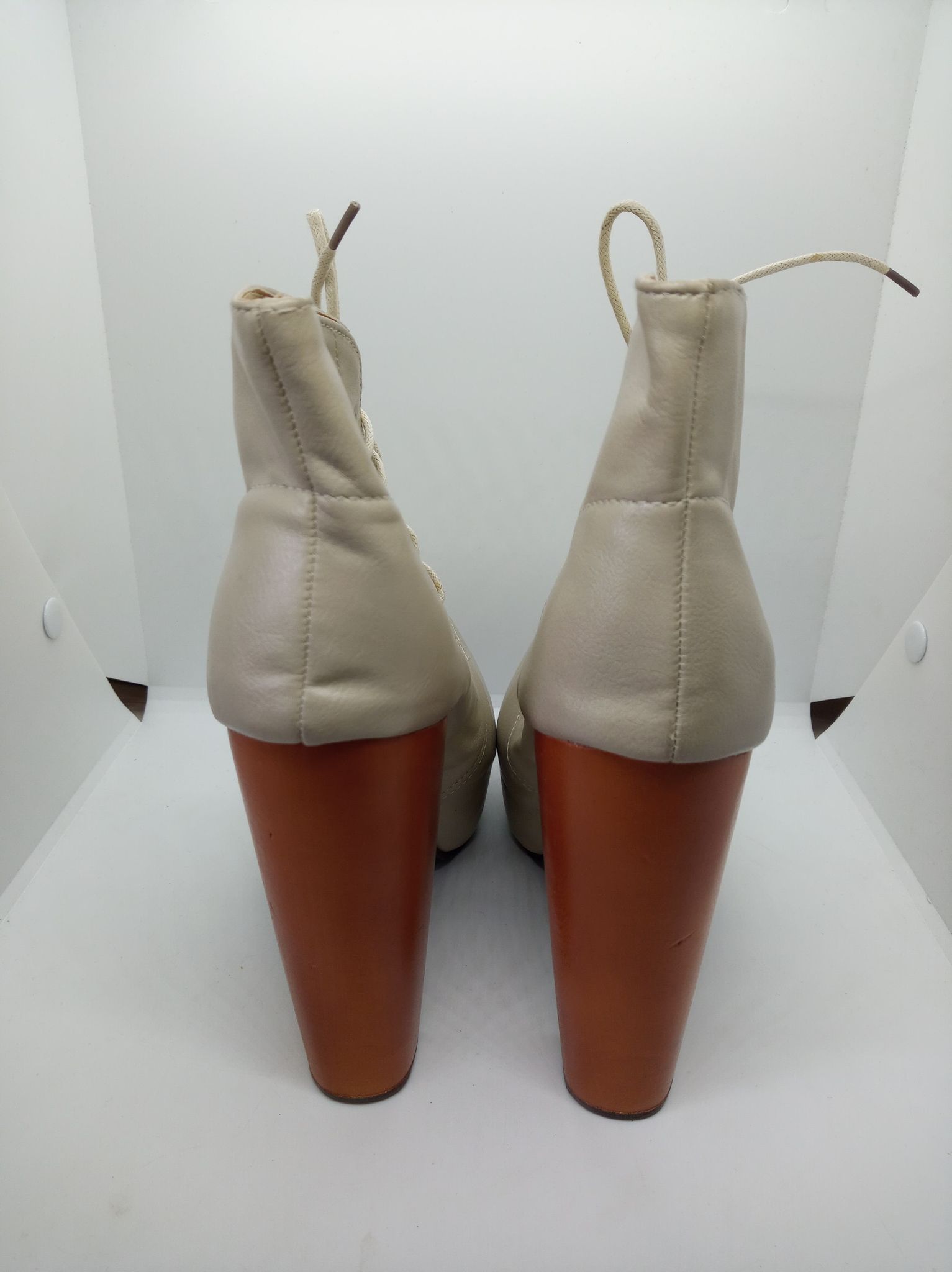 Beżowe botki na platformie ze skóry ekologicznej 22,5cm - obrazek 4