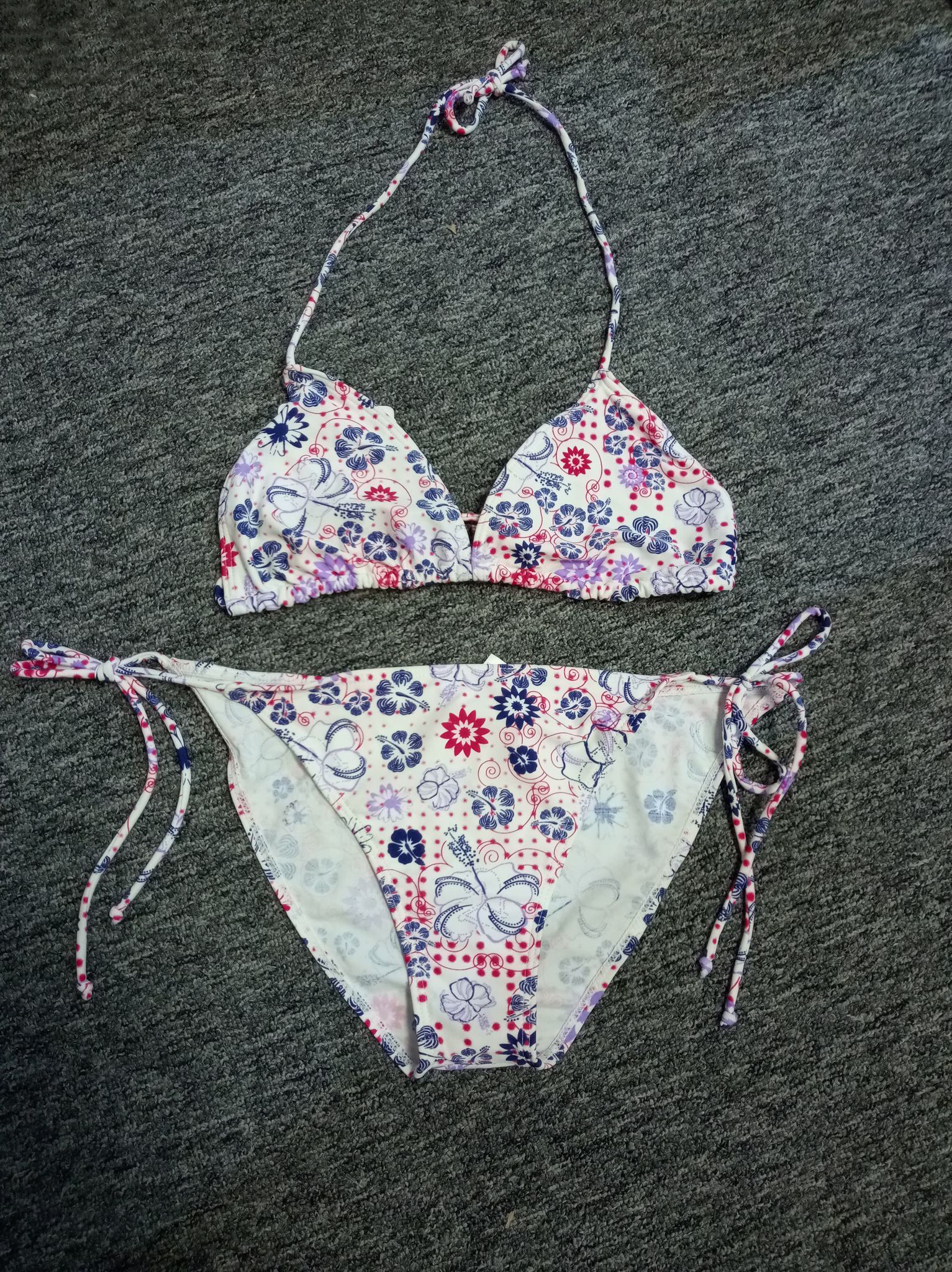 Dwuczęściowe bikini wiązane BRUGI DX1F - obrazek 2