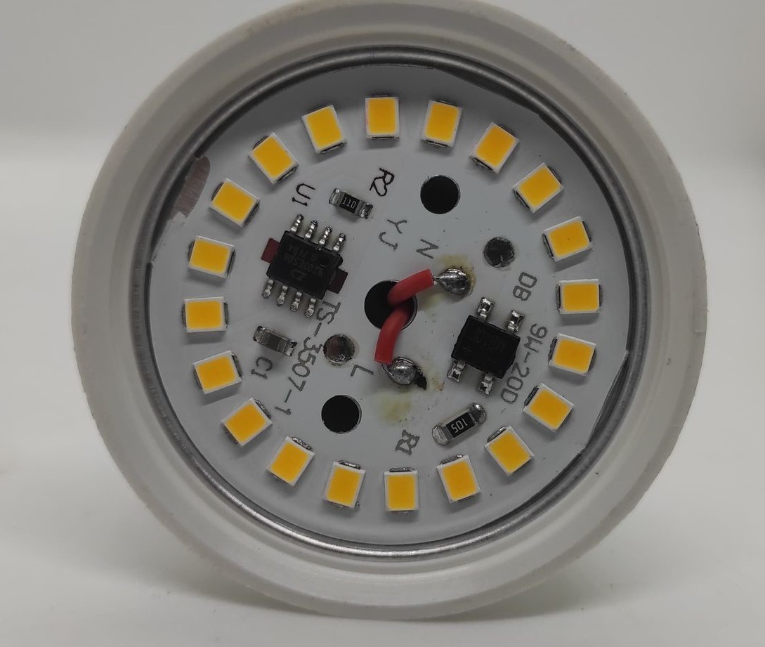 Żarówka LED E27 Ciepła Biel 9w - obrazek 2