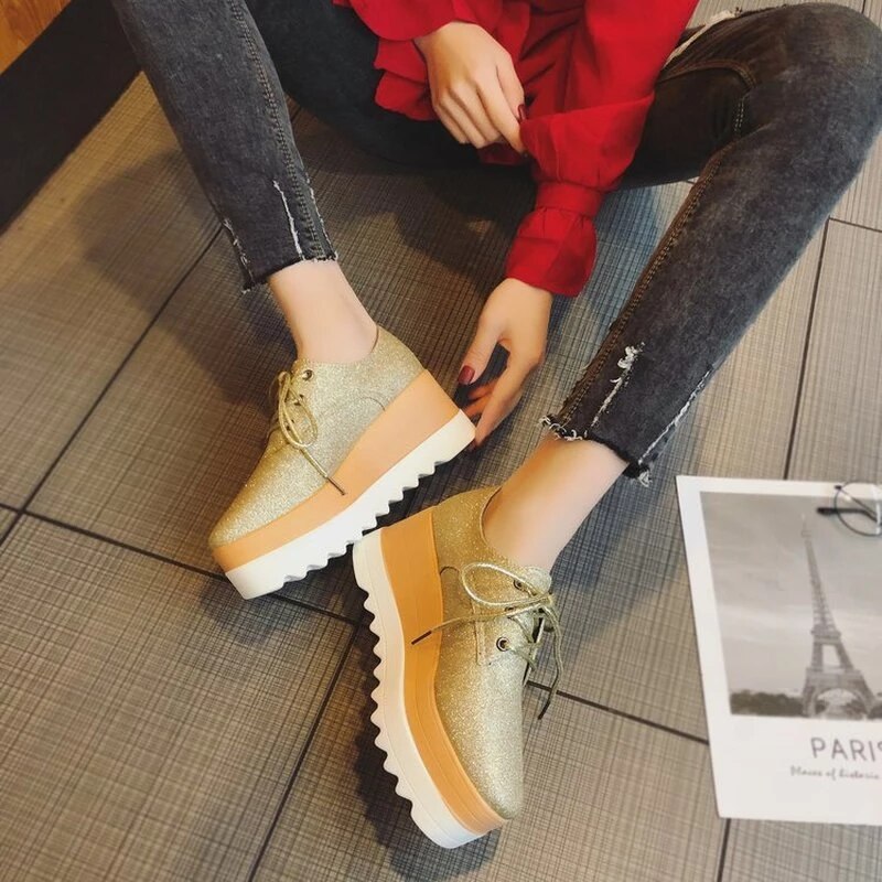 Damskie półbuty na koturnie złote 23cm - obrazek 2