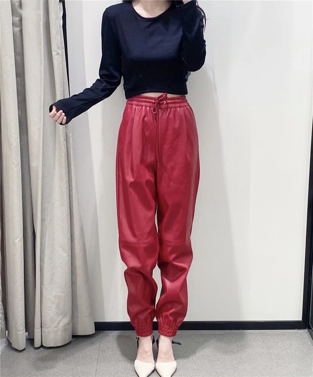 Joggery damskie ze skóry ekologicznej - obrazek 2