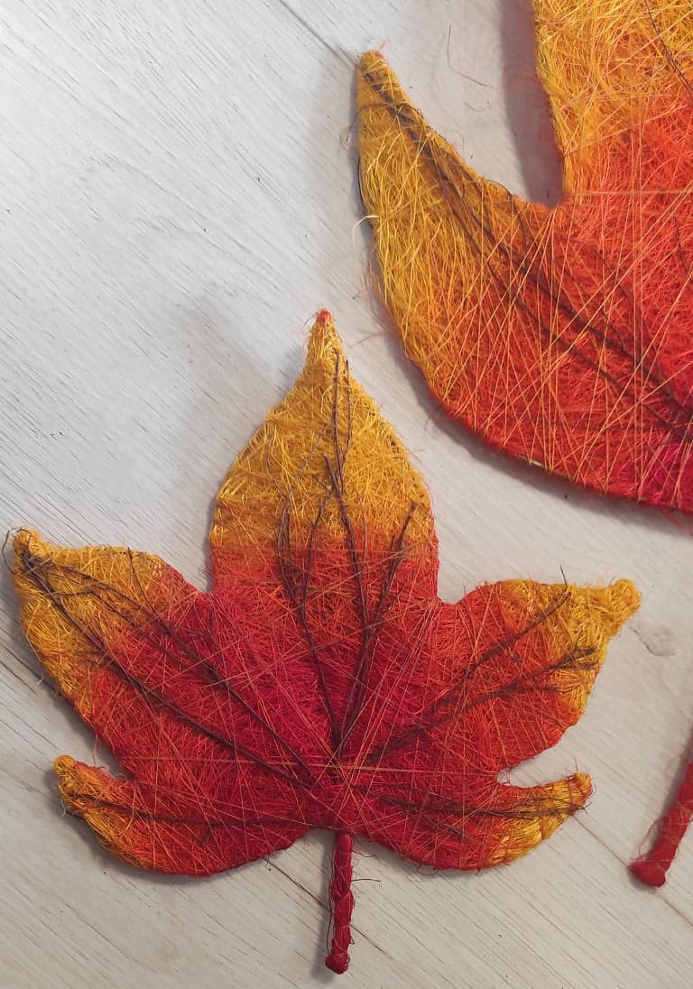 DEKORACYJNE LIŚCIE KLONU 5SZT - obrazek 2