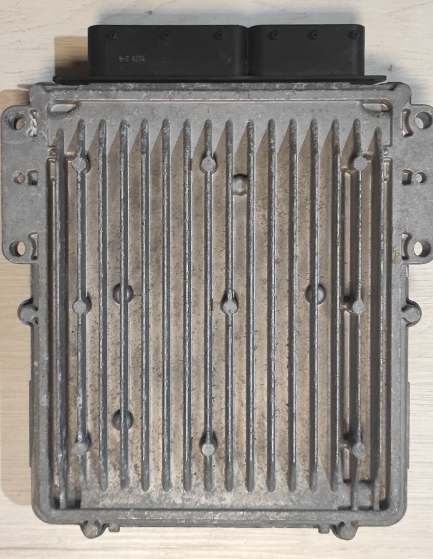 KOMPUTER SILNIKA JAGUAR XF X351 0281014671 - obrazek 3