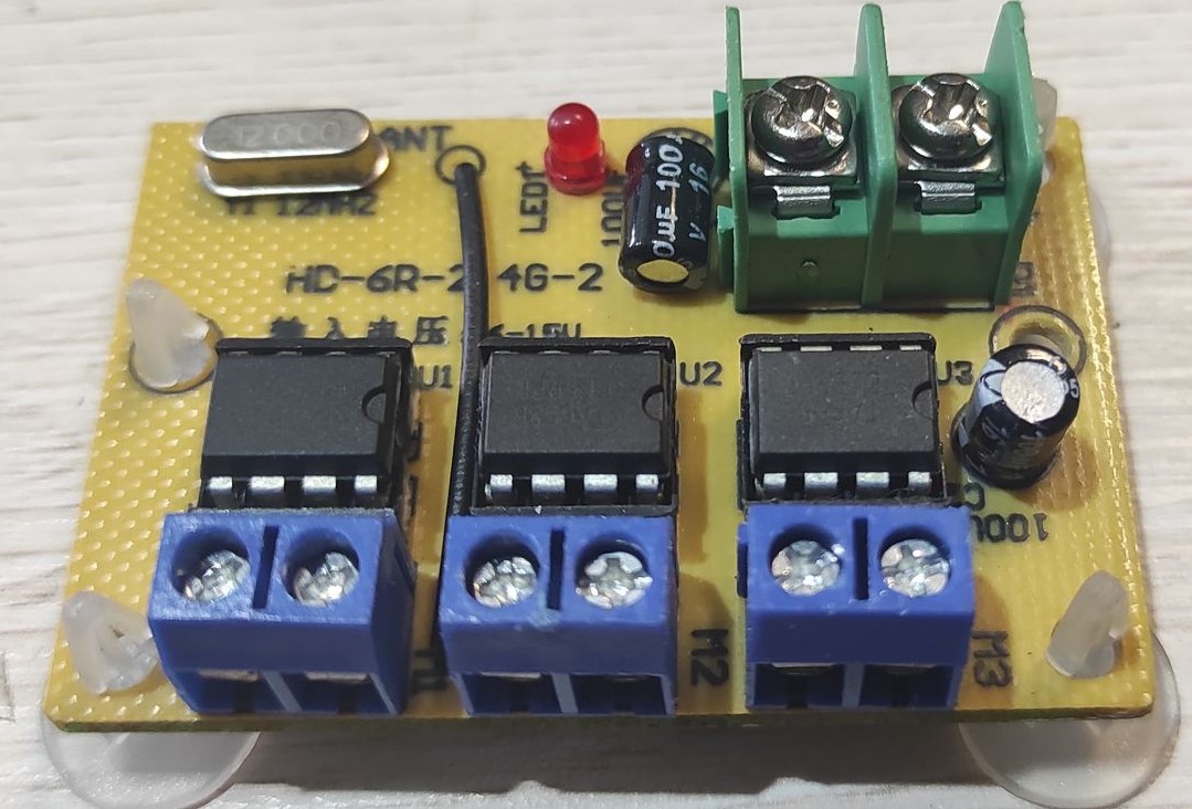 Nadajnik 2.4G, 6 kanałowy odbiornik zdalnego sterowania - obrazek 2
