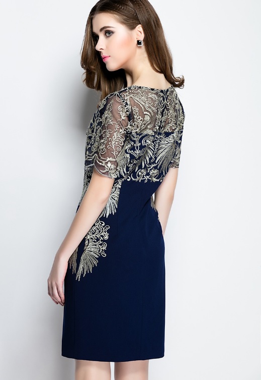 Elegancka sukienka damska z haftem - obrazek 3