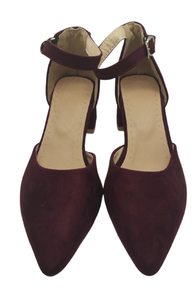 Eleganckie czółenka zamszowe na niskim obcasie