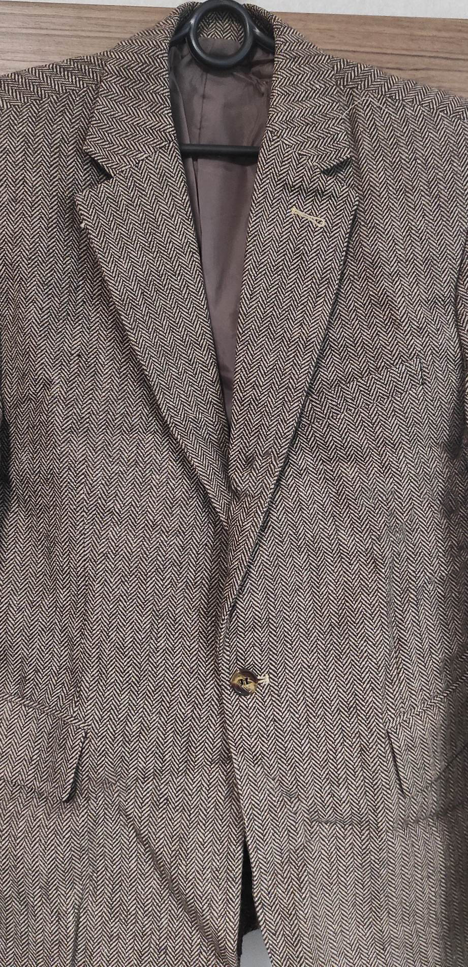 Elegancka męska marynarka w jodełkę - obrazek 2