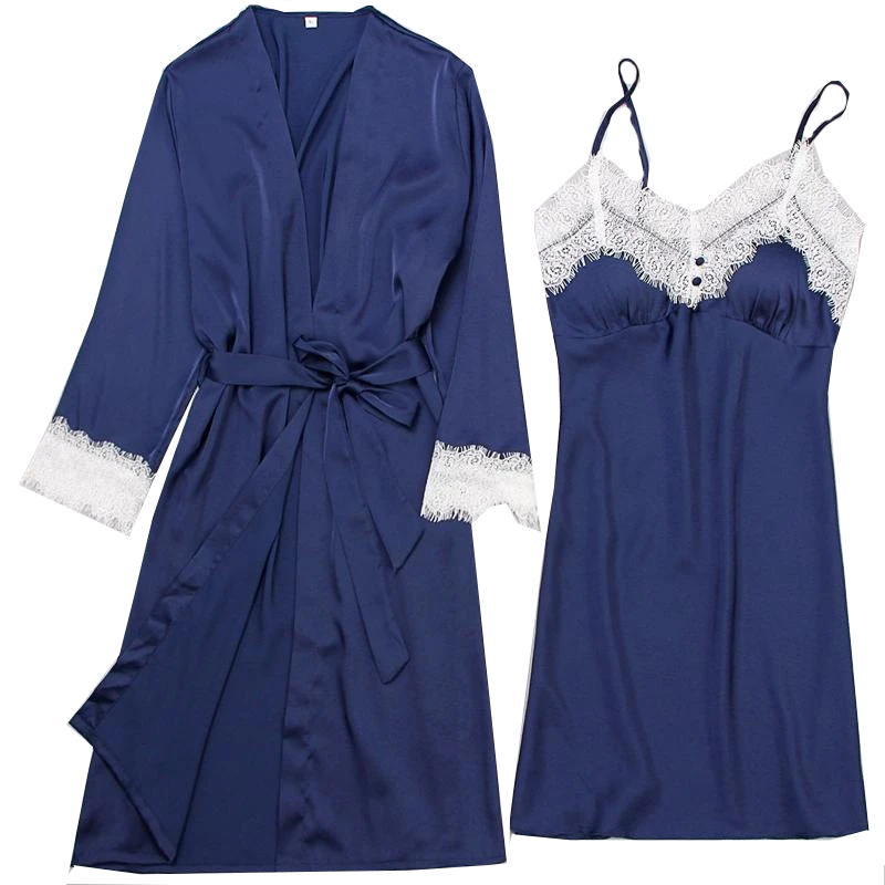 Elegancki 4-częściowy zestaw piżamowy z koronką