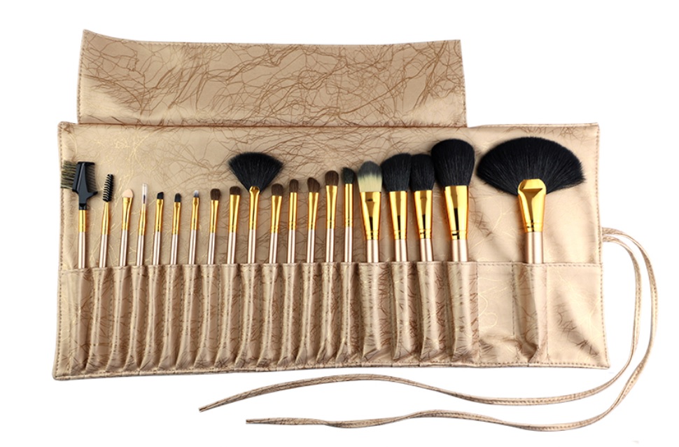 MAKE-UP FOR YOU Zestaw pędzli do makijażu z etui 20szt - obrazek 2