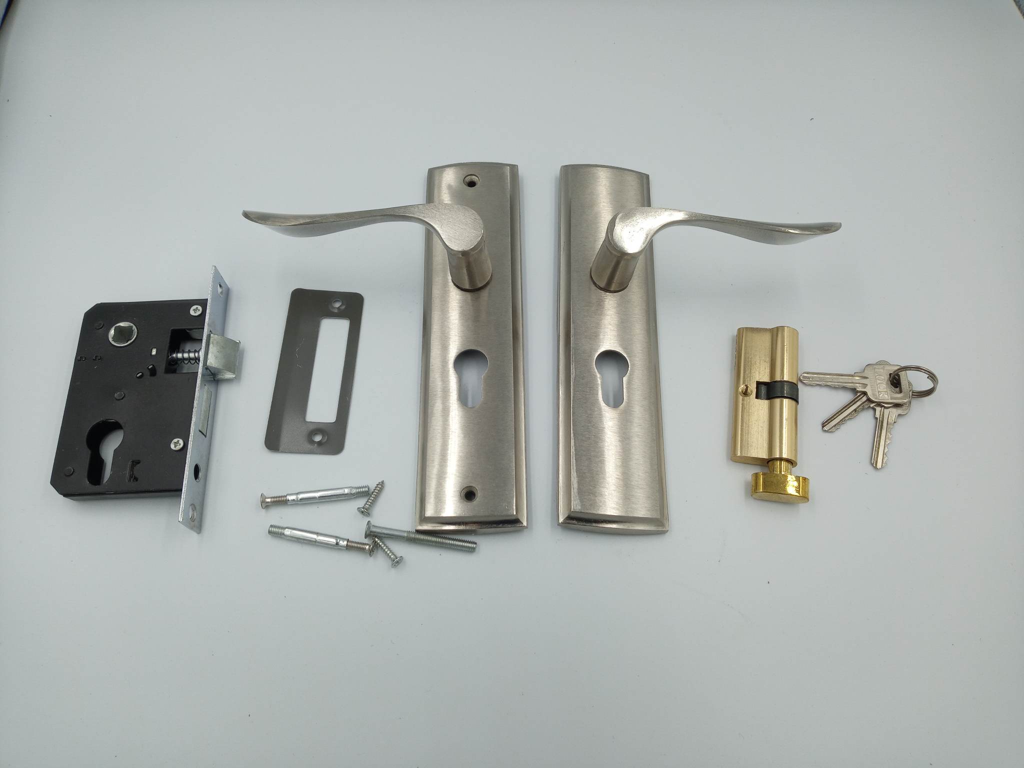 Klamka drzwiowa łazienkowa z blokadą+ klucze - obrazek 3