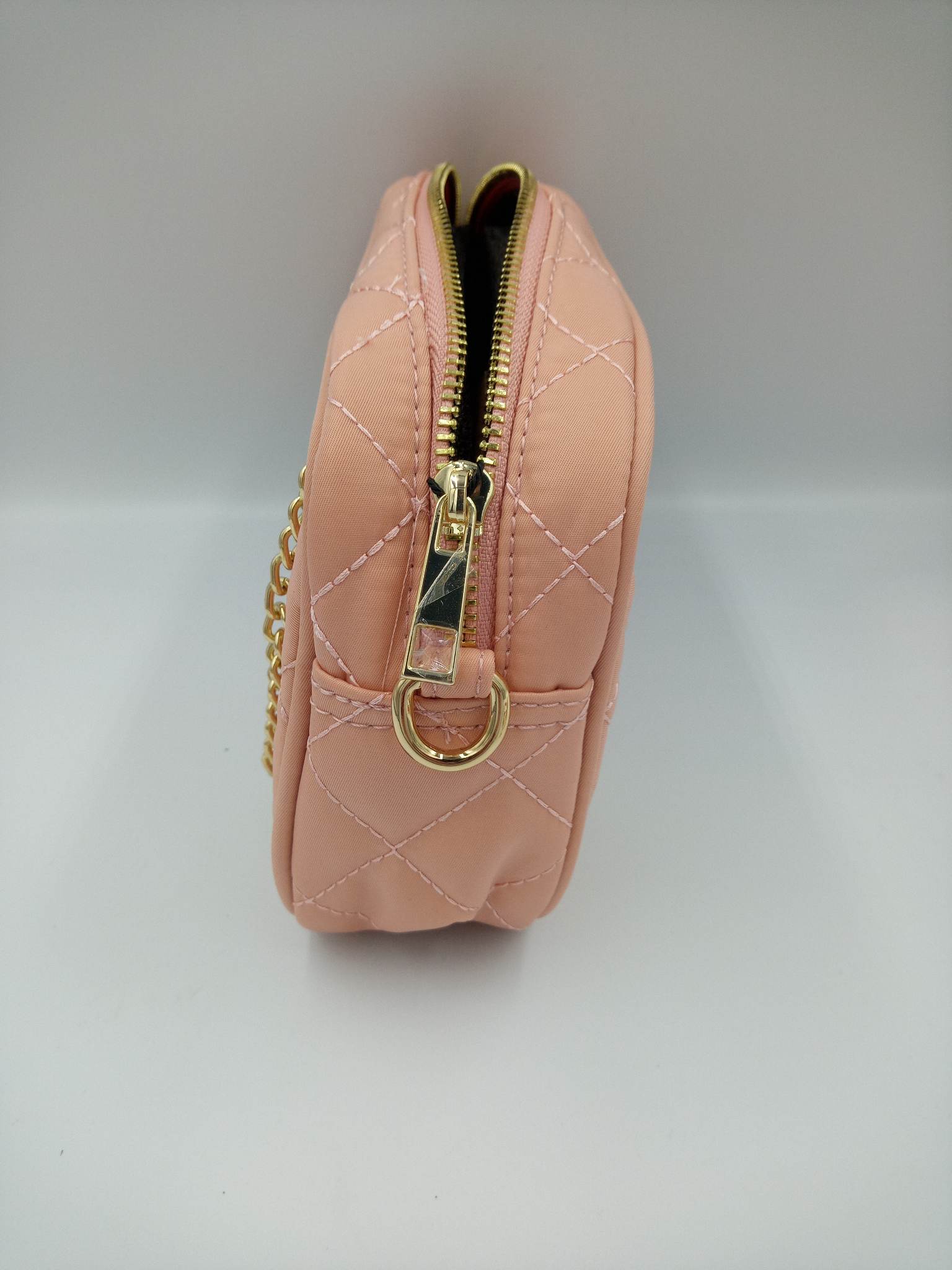 Pikowana damska torebka crossbody w kolorze różowym - obrazek 4