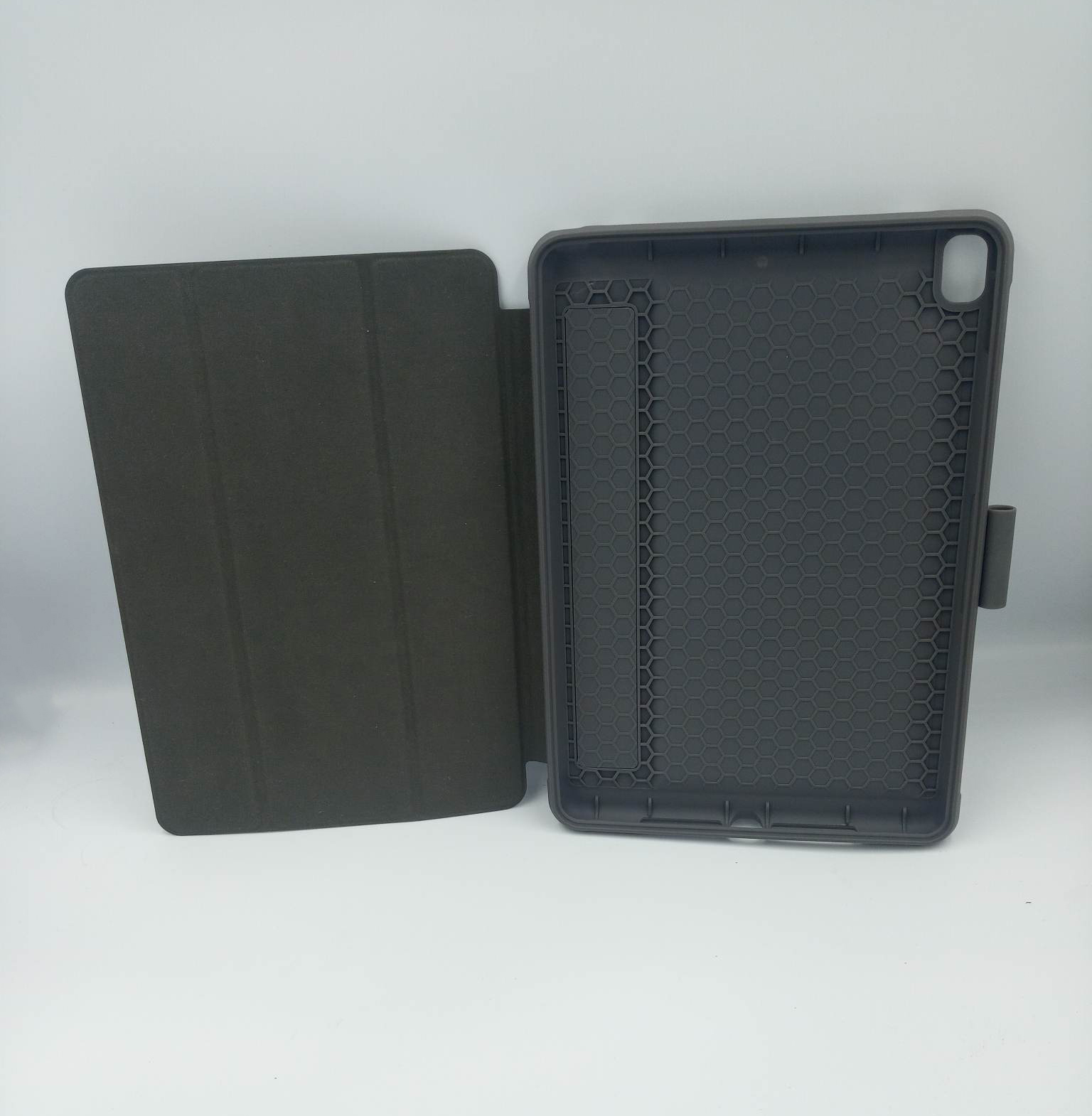 Etui do tableta iPad brązowe z klapką - obrazek 4