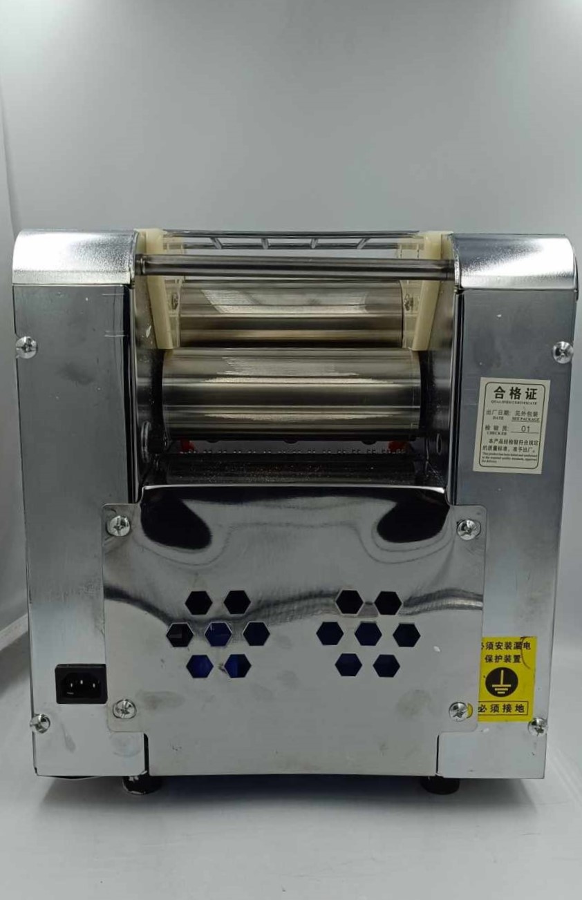 Maszynka do makaronu i wałkowania ciasta 550w - obrazek 4