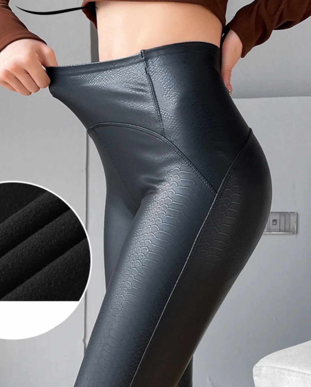 Damskie ocieplane legginsy czarne - obrazek 5