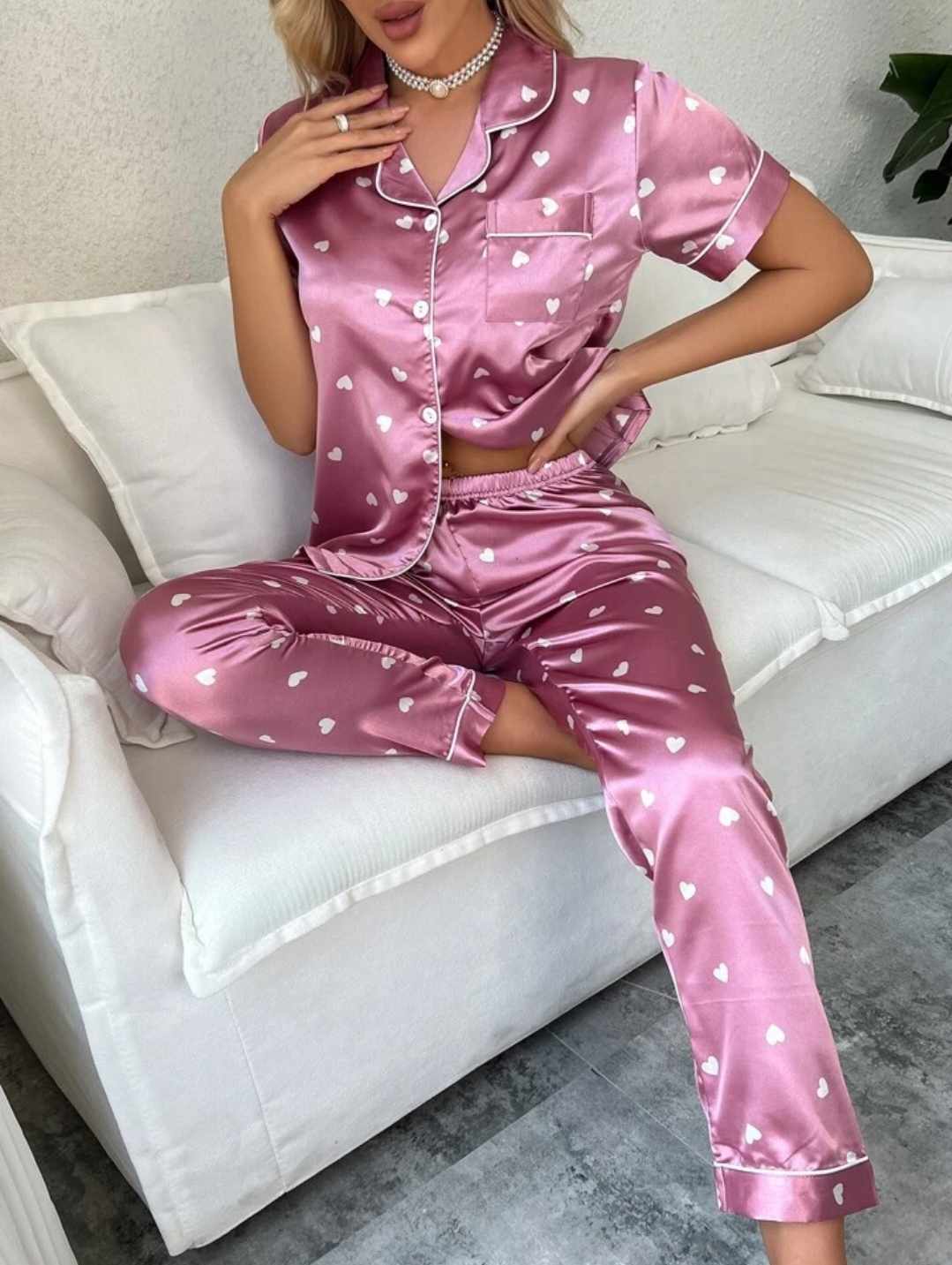 Damska satynowa piżama różowa w serduszka rozmiar S - obrazek 4