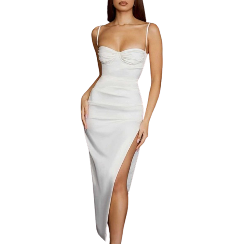 Satynowa maxi sukienka z rozcięciem