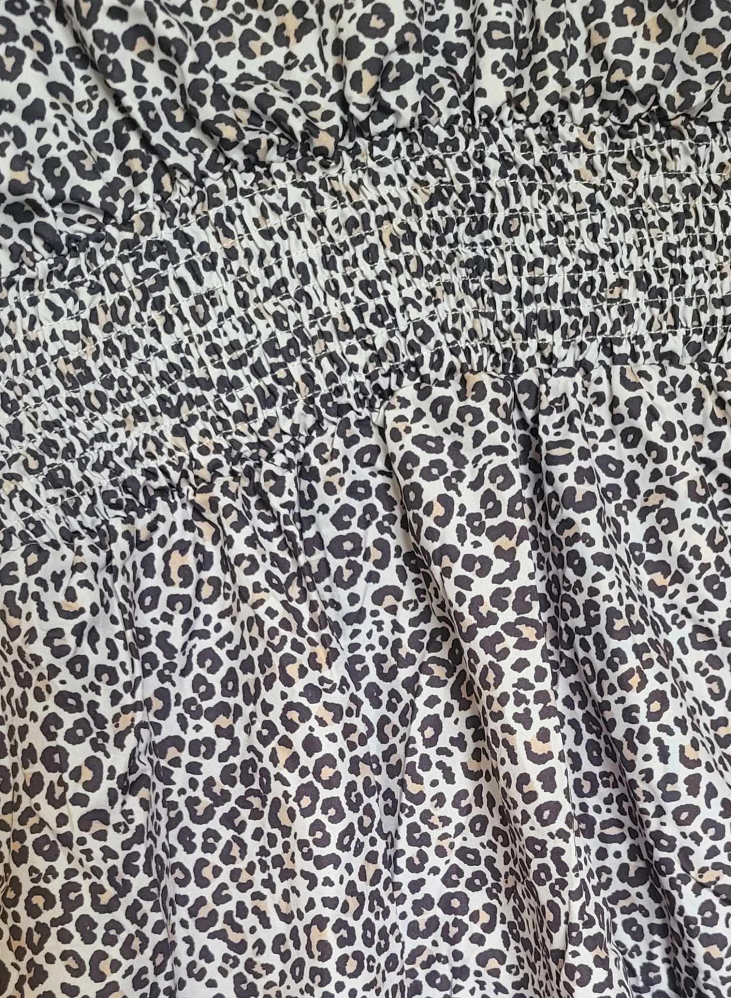 Sukienka mini w panterkę na ramiączkach rozmiar M/L - obrazek 3