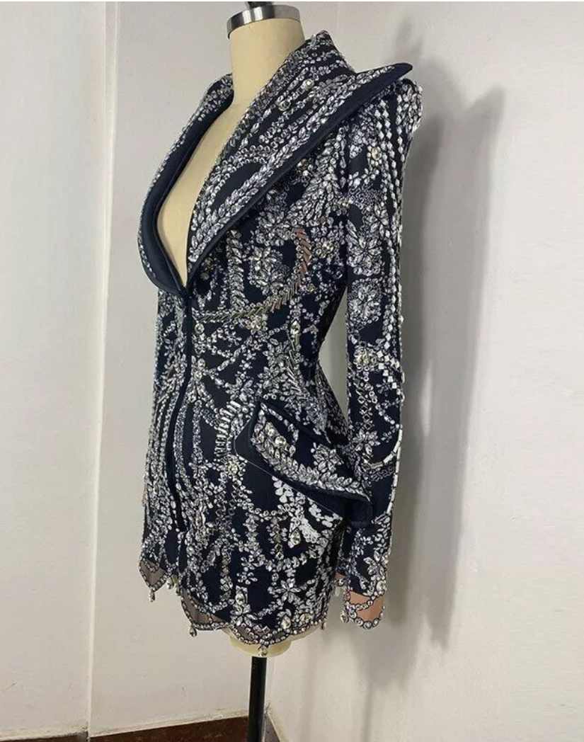 Damski strój sceniczny czarny z kryształami - obrazek 2