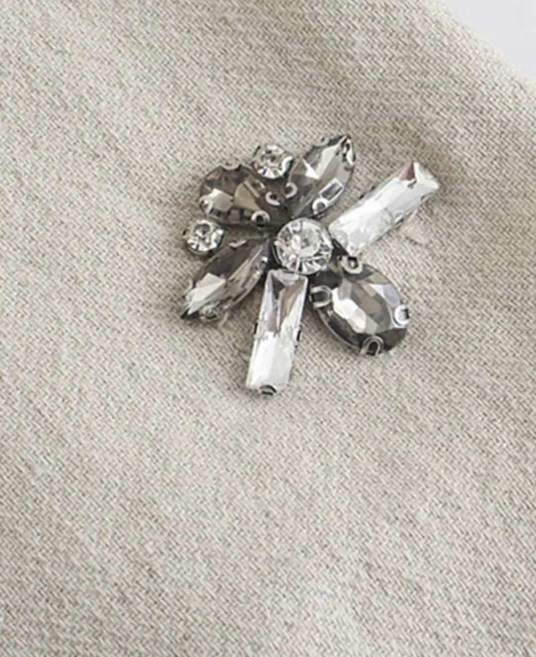 Sukienka mini na ramiączkach z cyrkoniami M - obrazek 7