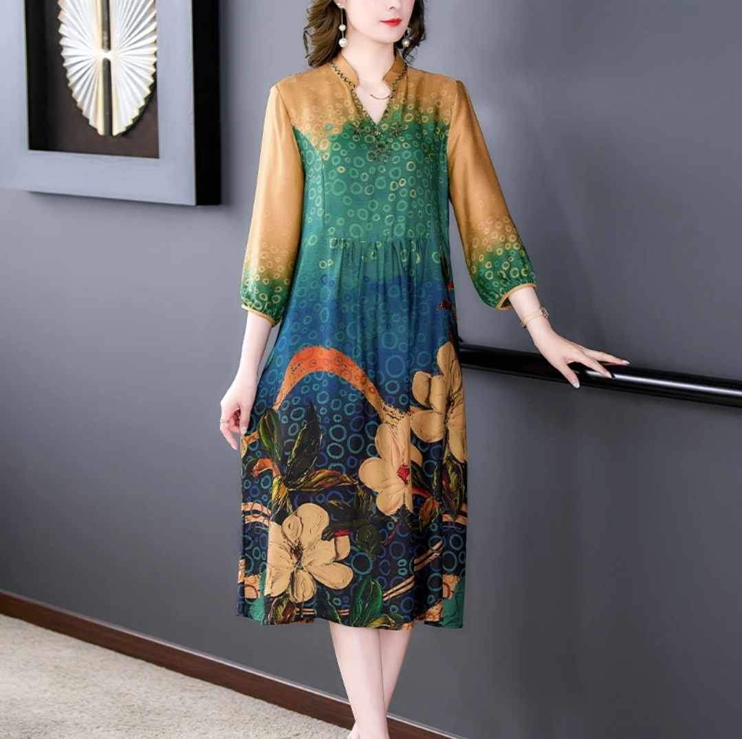 Luźna sukienka midi z nadrukiem rozmiar L/XL - obrazek 3