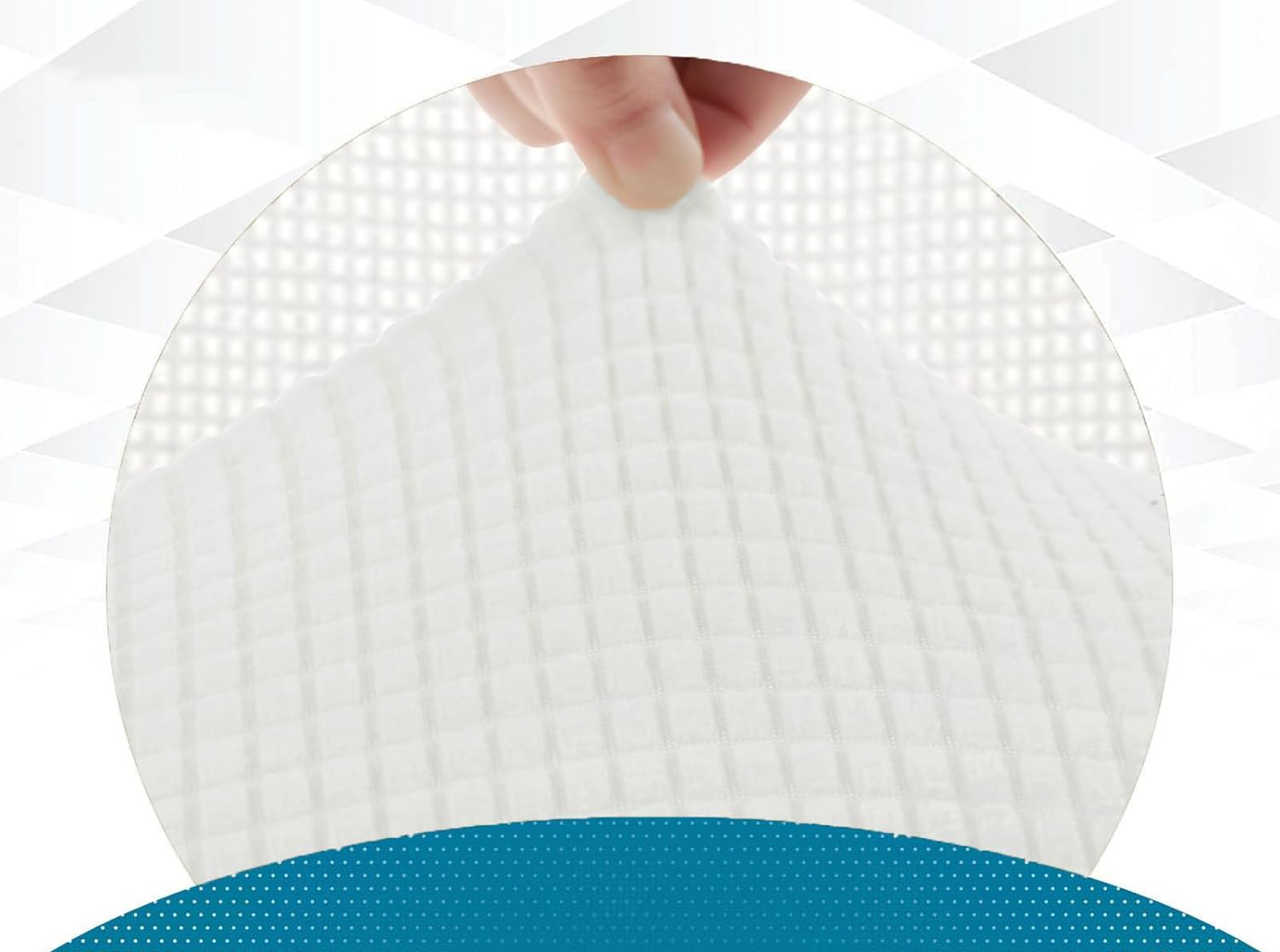 Wzorzysty biały pokrowiec na 1-osobową sofę - obrazek 3