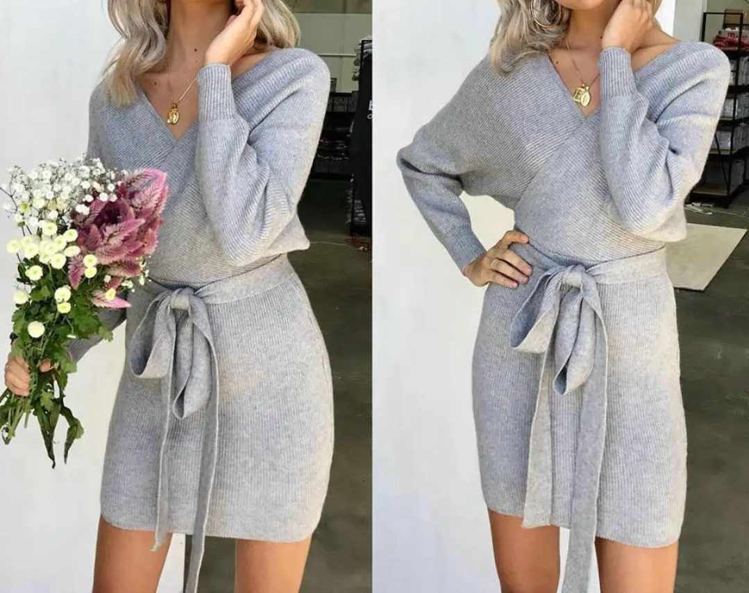 Sukienka dzianinowa mini rozmiar M/L - obrazek 3