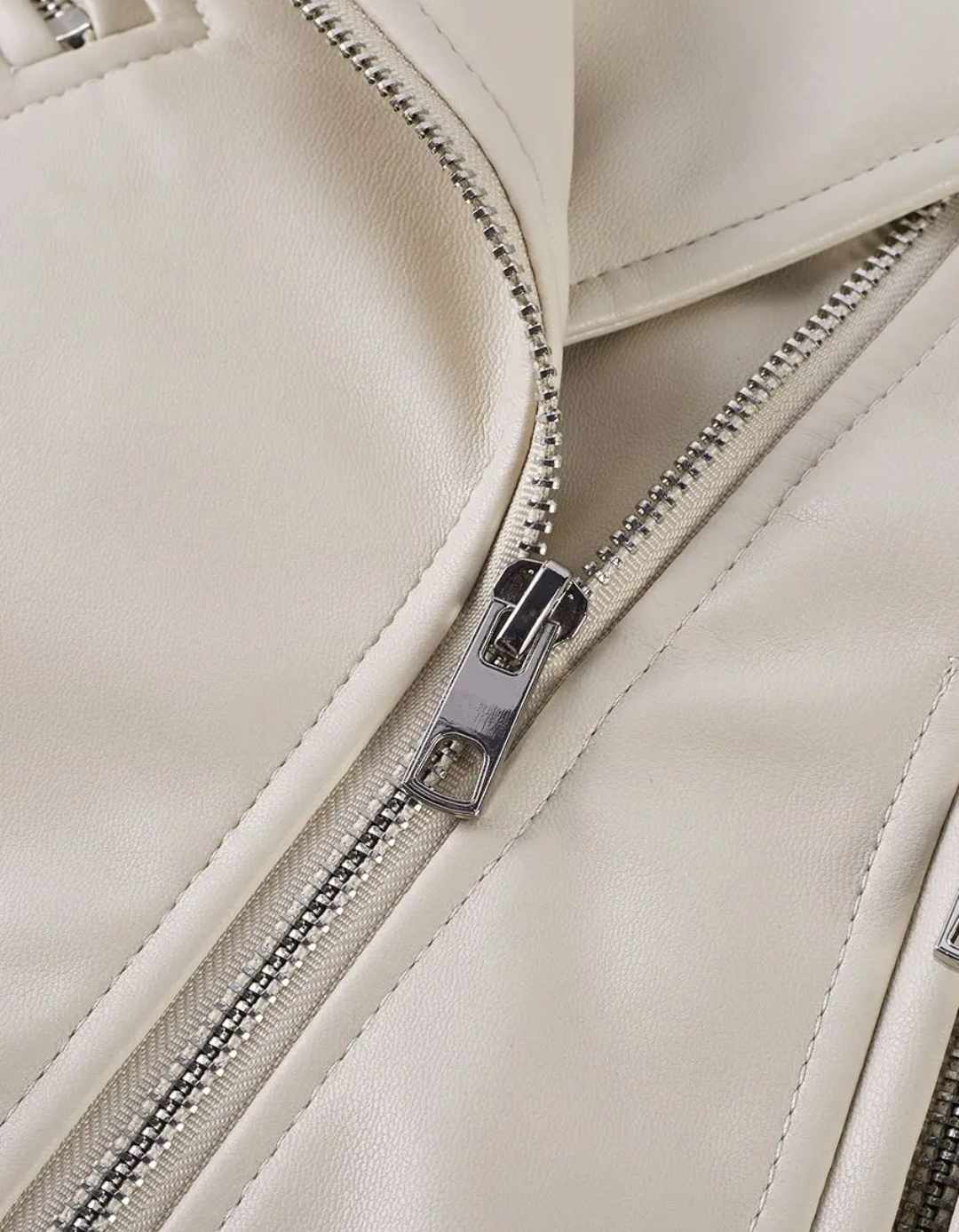 Damska kremowa ramoneska skórzana - obrazek 4