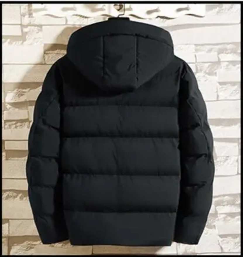 Czarna puchowa kurtka z kapturem - obrazek 3