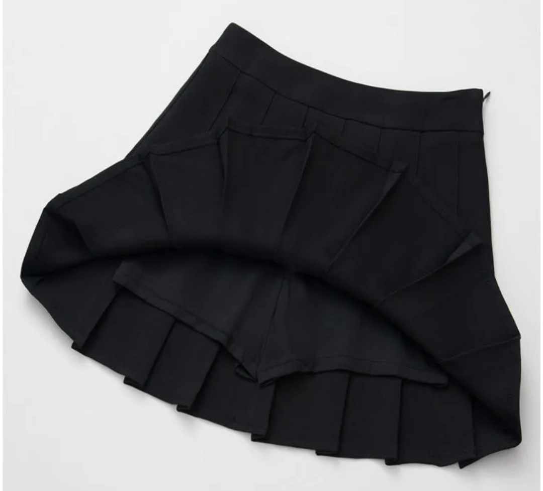 Plisowana czarna spódnica mini rozmiar S - obrazek 2