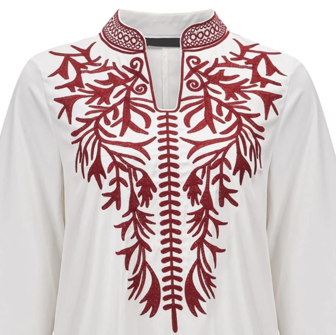 Sukienka biała boho z bordowym haftem - obrazek 4