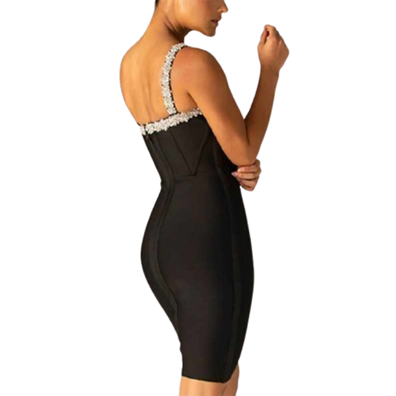 Elegancka czarna sukienka ze zdobieniami rozmiar S/M - obrazek 3